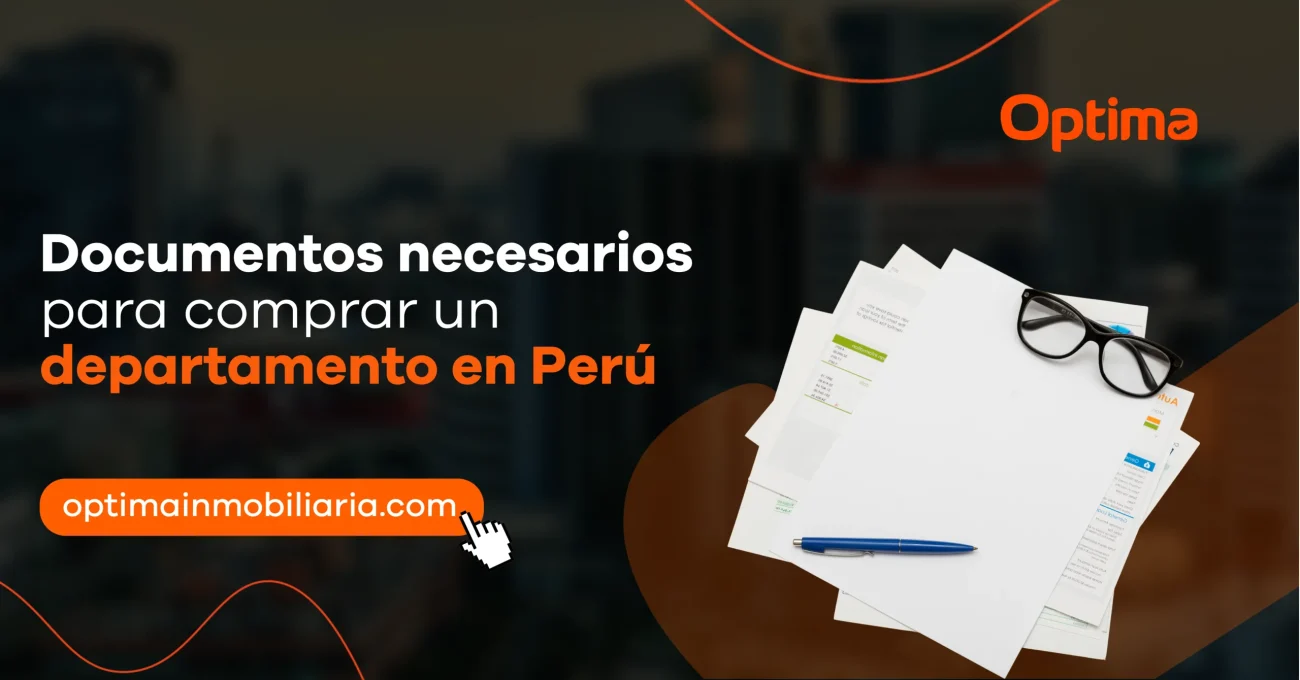 Documentos, lapicero y lentes sobre una mesa en imagen sobre requisitos para comprar un departamento en Perú.